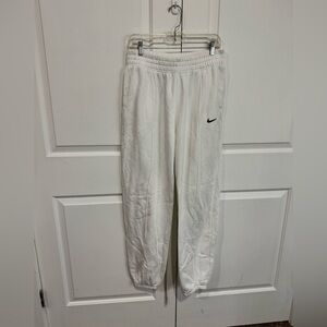 Nike sweatpants women's